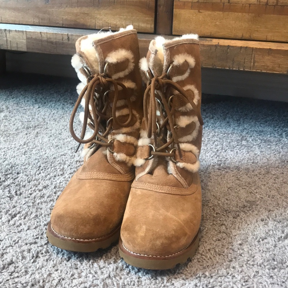 Tan Ugg boots